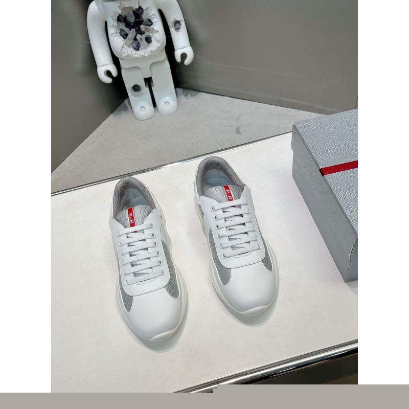 Pra*a casual shoes